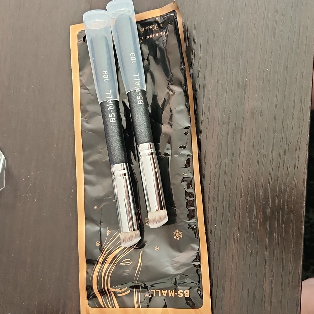 Make up brushes